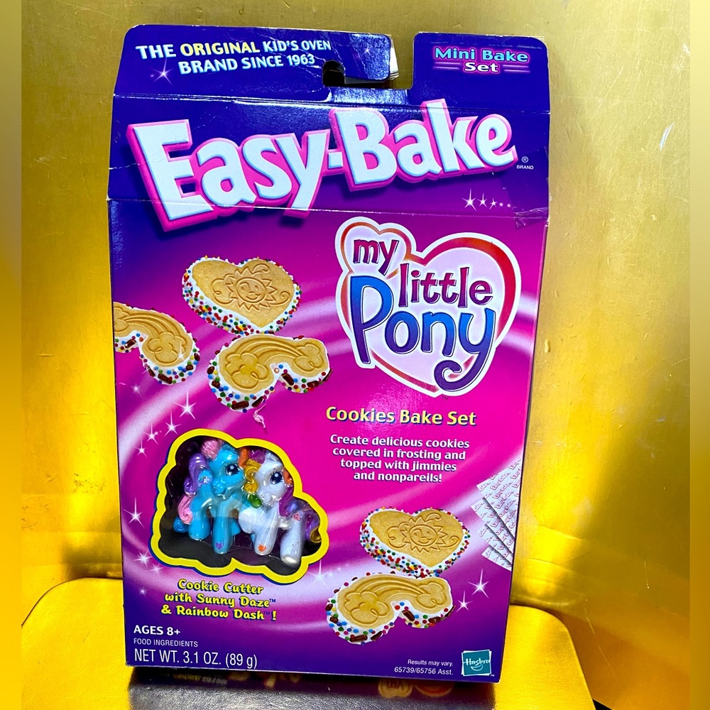 MY LITTLE PONY EASY-BAKE VTG 2003 COOKIE CUTTER WITH SUNNY DAZE & RAINBOW DASH